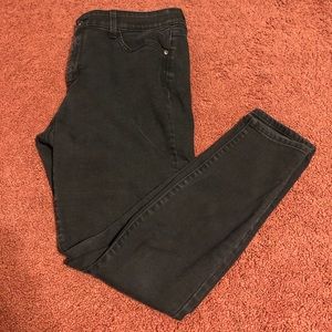St. John’s Bay Skinny Leg Black Jeans